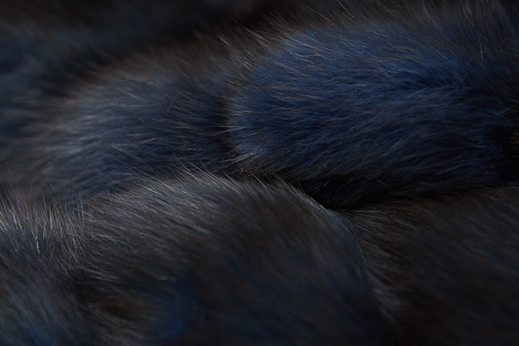 卓星皮草切割機(jī)的優(yōu)勢在哪里?(圖1) 卓星皮草切割機(jī)的優(yōu)勢在哪里?(圖1)